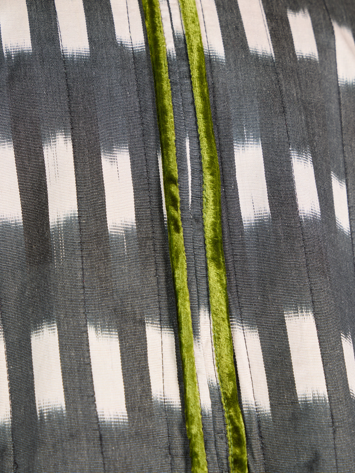 Nazzy Beglari - Hand-Loomed Ikat Velvet Reversible Robe | One Size - Multiple - ABASK