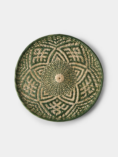 CasaLatina - Liliana Handwoven Tetera Palm Charger Plates (Set of 4) - Black - ABASK - 