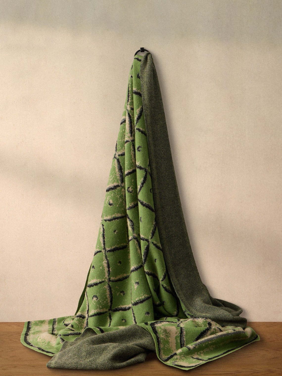Saved NY - Berard Cashmere Throw (79in/2m) - Green - ABASK