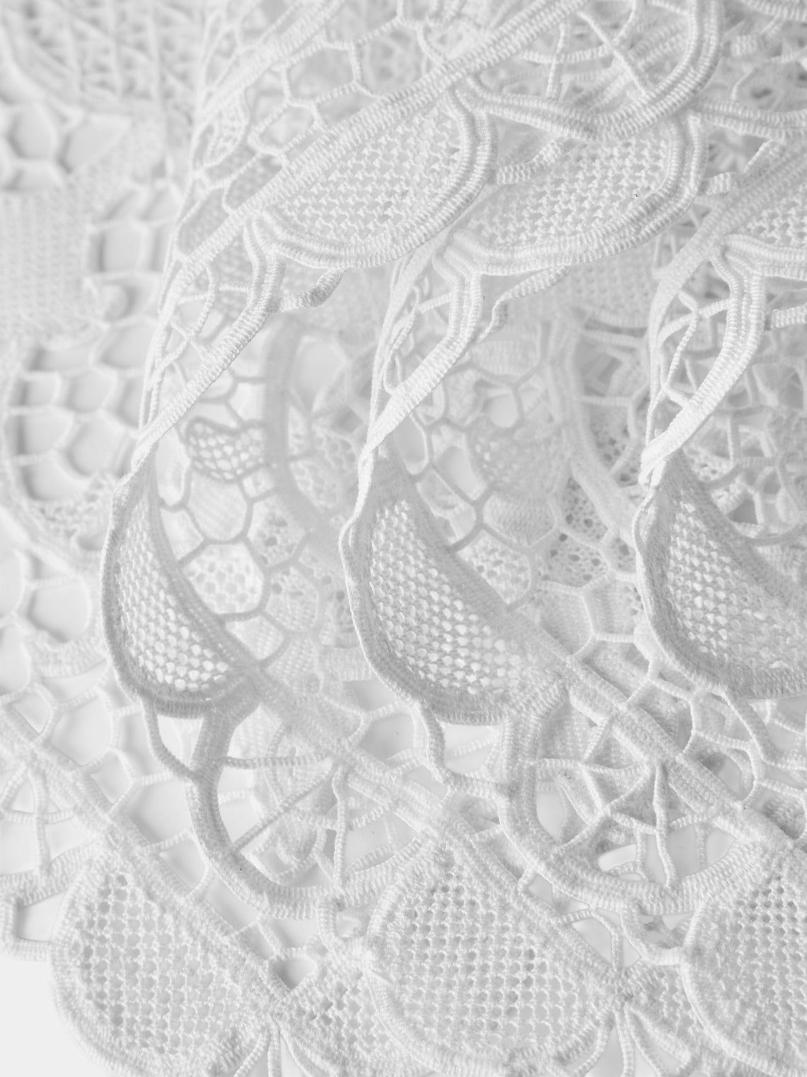 Rolane du Dreuih Creations - Lacework Linen Square Placemats (Set of 4) - Ivory - ABASK