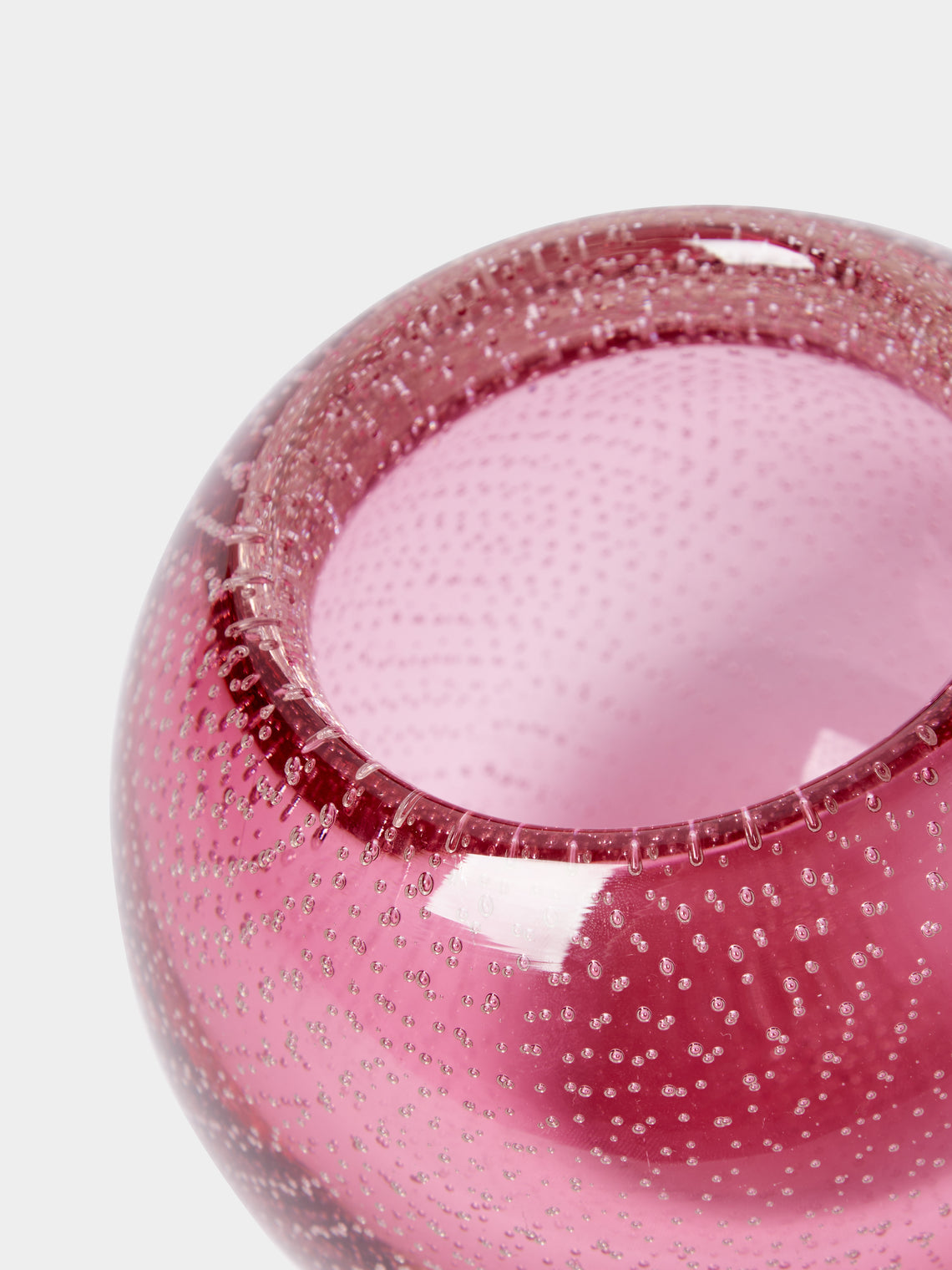 Antique and Vintage - Mid-Century Flavio Poli Murano Glass Spherical Vase (5.5in/14cm) - Pink - ABASK
