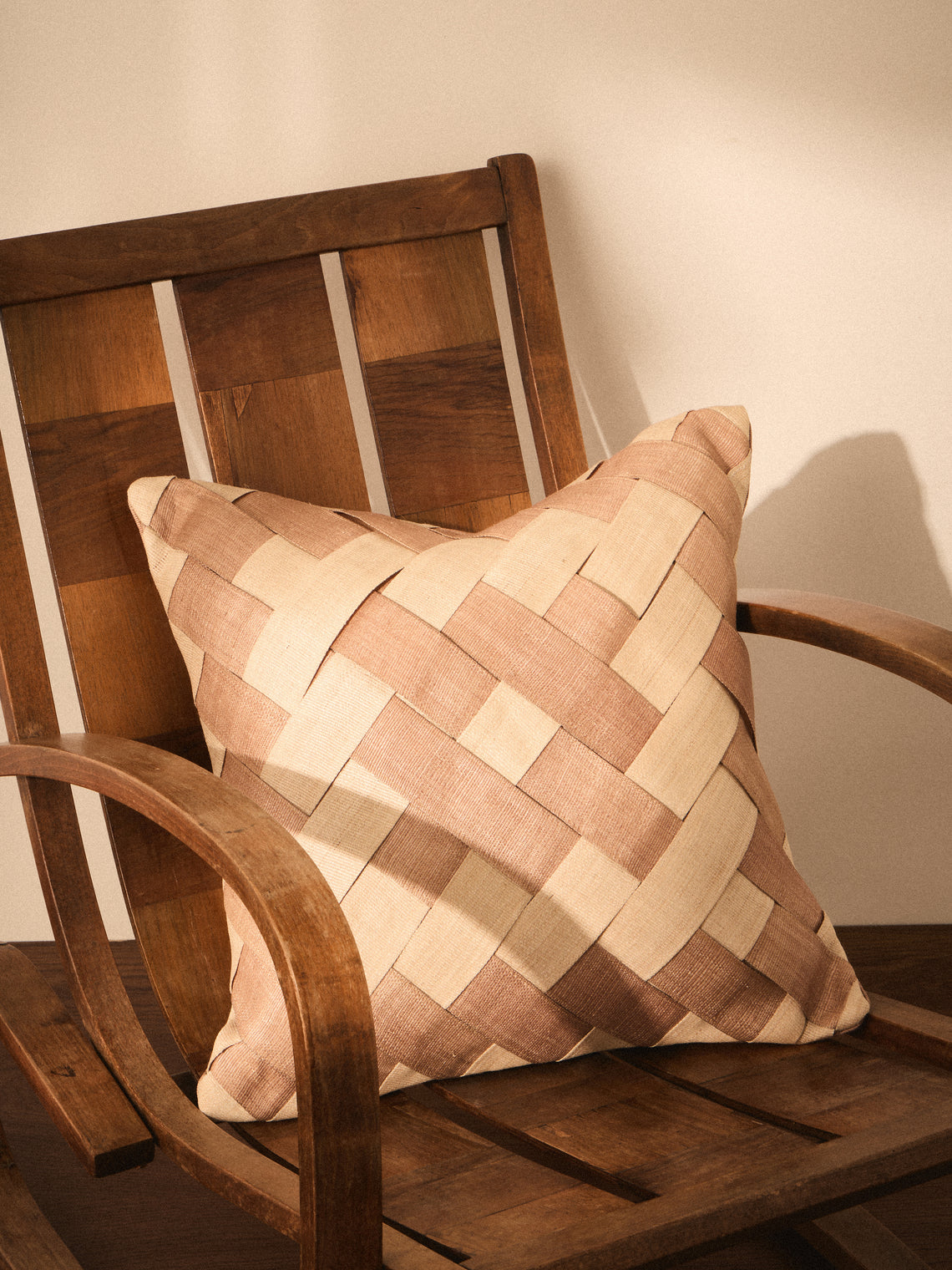 Kubo Curated - Cross Panel Weave T'nalak Cloth Cushion (19.5in/50cm) - Beige - ABASK