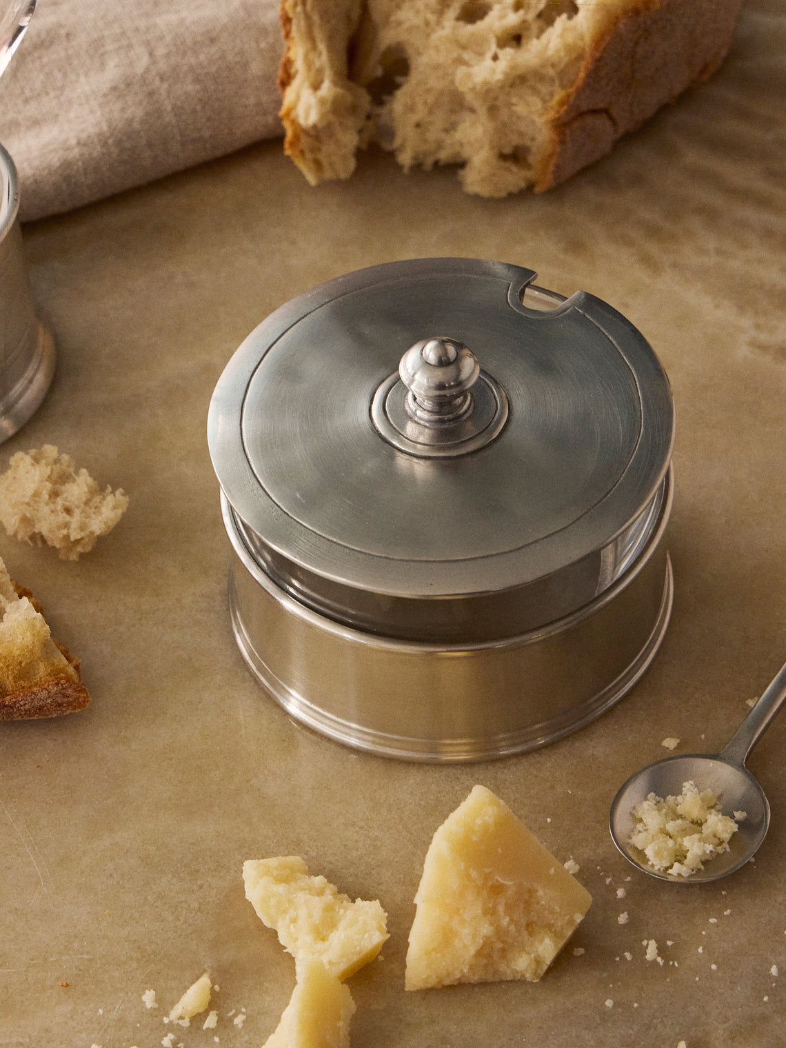 Cosi Tabellini - Genova Pewter Parmesan Dish with Spoon - Silver - ABASK