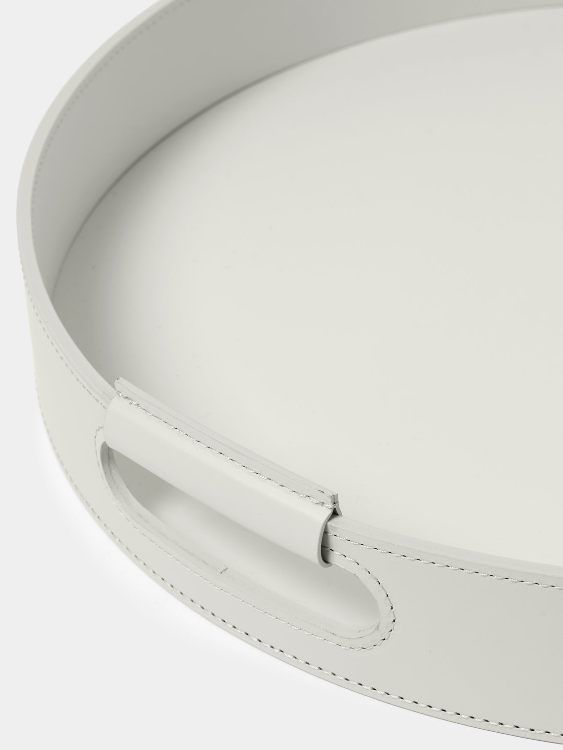 RUDI - Ginepro Leather Round Tray (16.5in/42.5cm) - White - ABASK