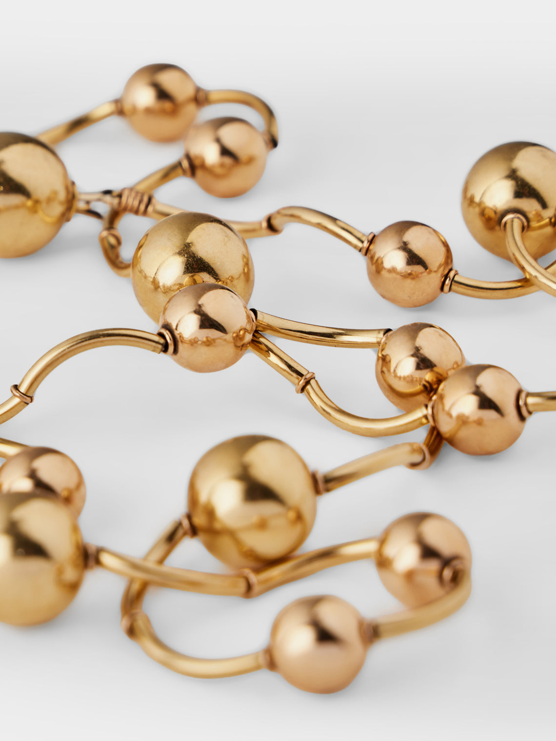 Mahnaz Collection - Vintage Manfredi 18-Karat Yellow Gold Long Ball and Twisted Tube Chain Necklace - Gold - ABASK