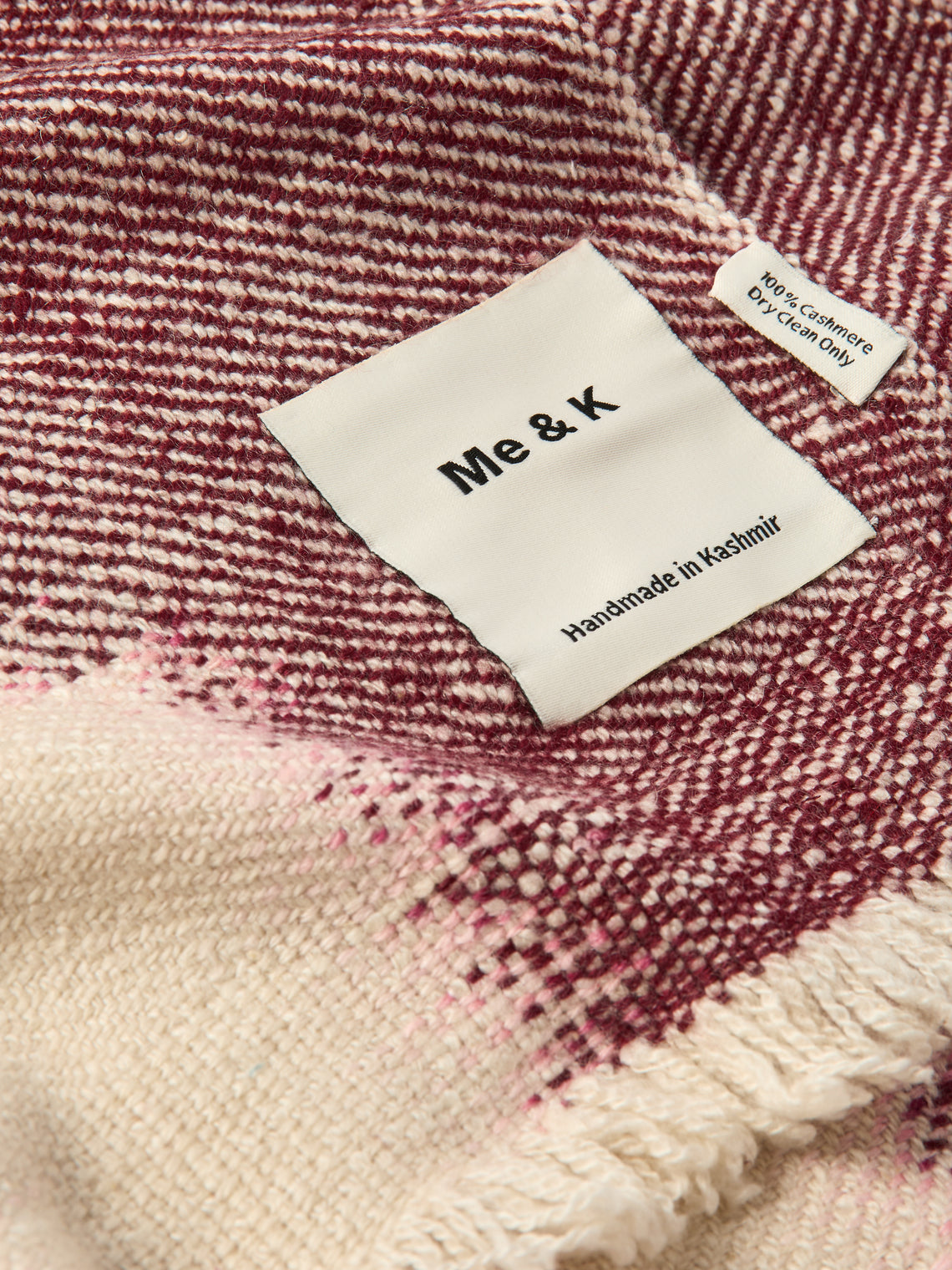 Me & K - Retro Ikat Cashmere Throw (69in/1.75m) - Red - ABASK