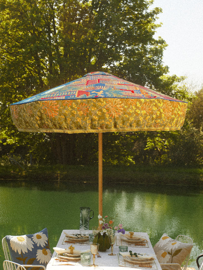 Red Solea Vintage-Cotton Parasol by Sunbeam Jackie