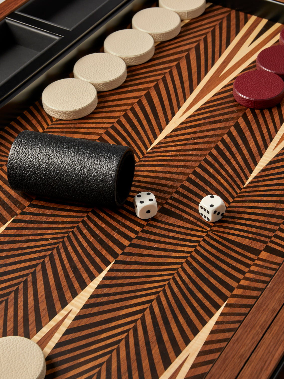 Alexandra Llewellyn - Geometric Walnut Marquetry Backgammon Set - Brown - ABASK