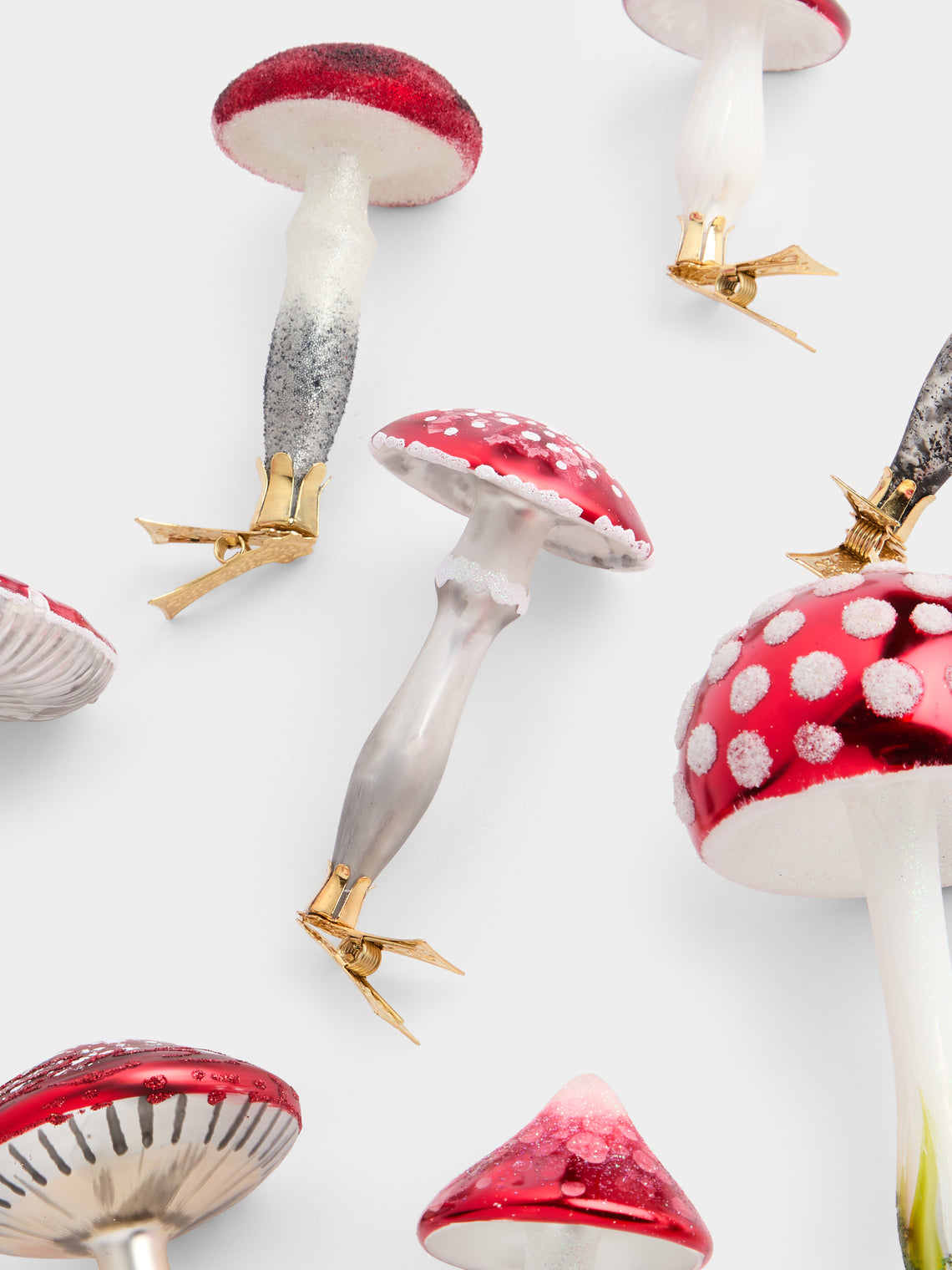 ABASK Decorations - Traditional Mushrooms Hand-Blown Glass Clip-On Tree Decorations (Set of 8) - Red - ABASK