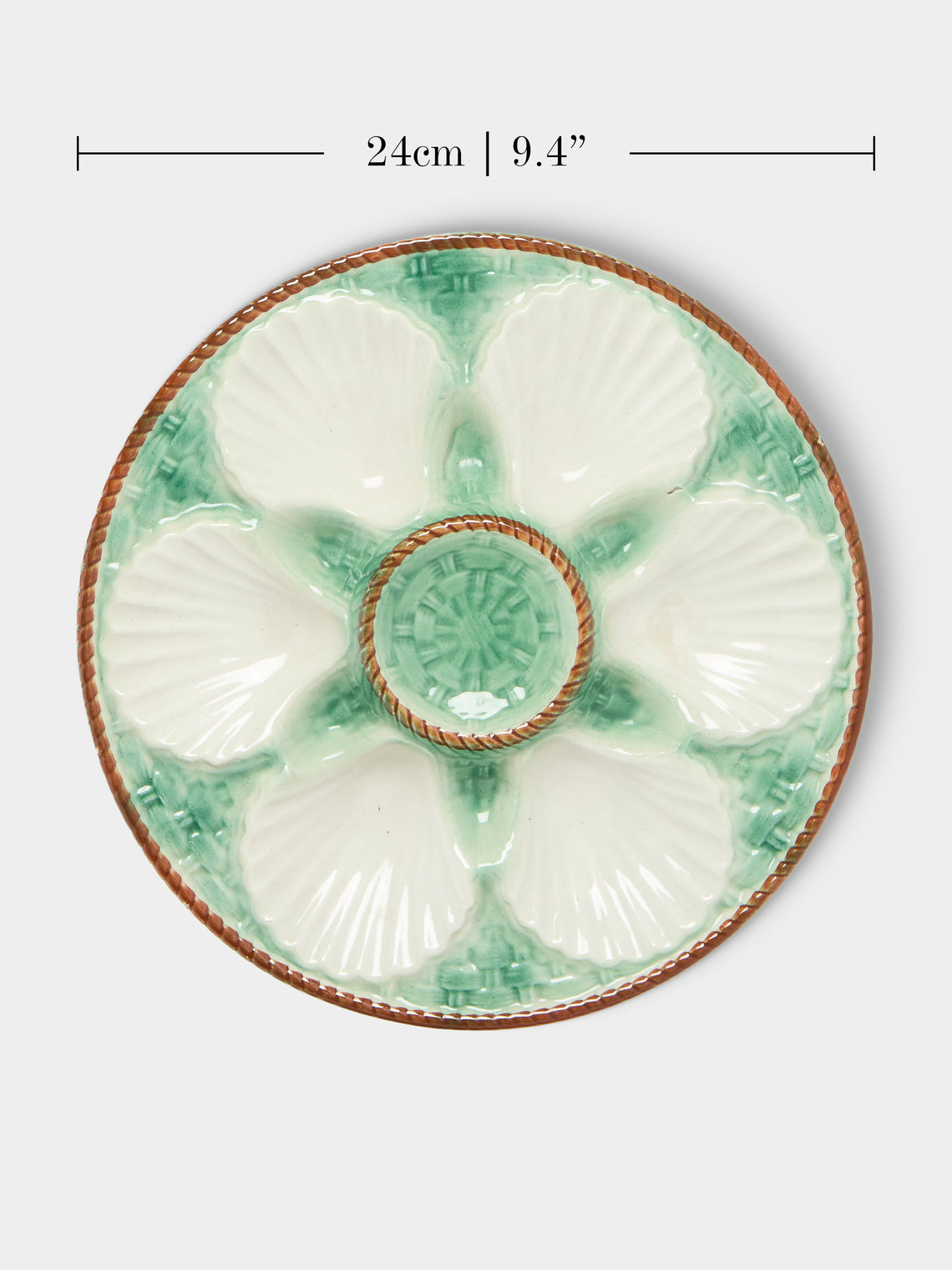 Antique and Vintage - 1950s Ceramic Oyster Plates – 9.5in/24cm (Set of 10) - Green - ABASK