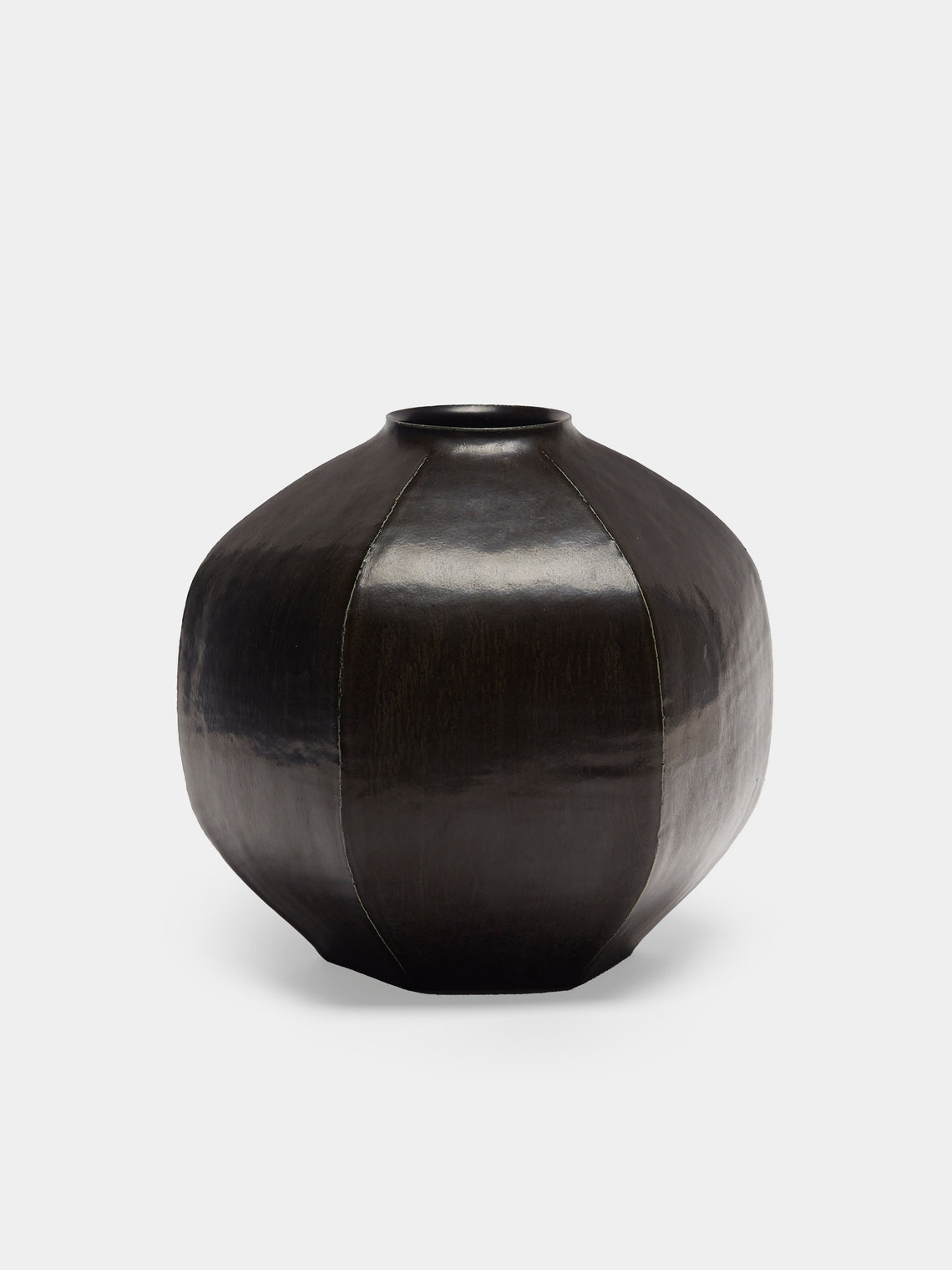 Lee Song-am - Hand-Thrown Stoneware Vase (10in/26cm) - Black - ABASK - 