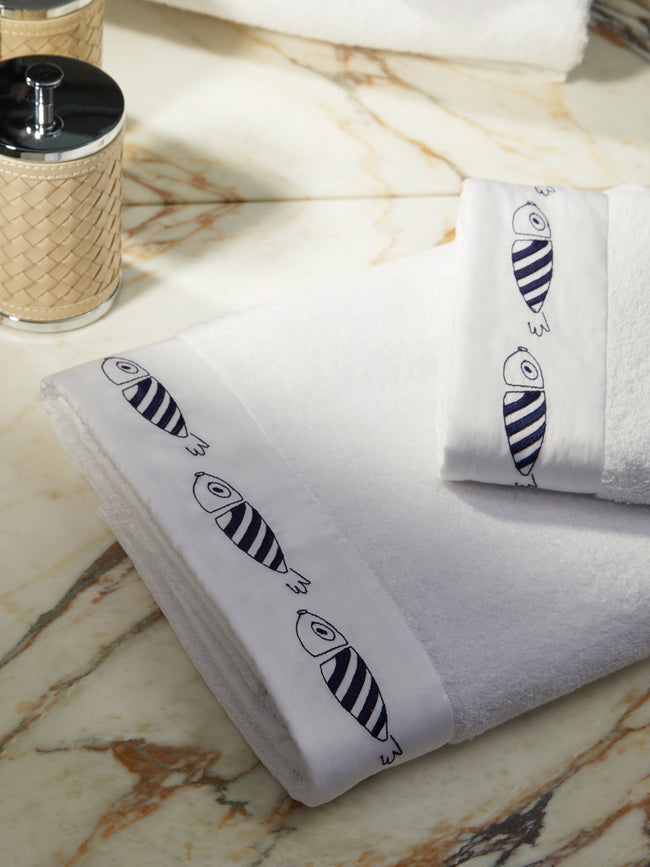 Loretta Caponi - Striped Fish Embroidered Cotton Bath Towel -  - ABASK