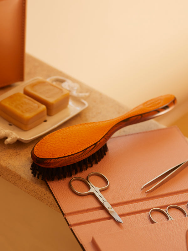 F. Hammann - Leather Cabinet-Style Hairbrush -  - ABASK