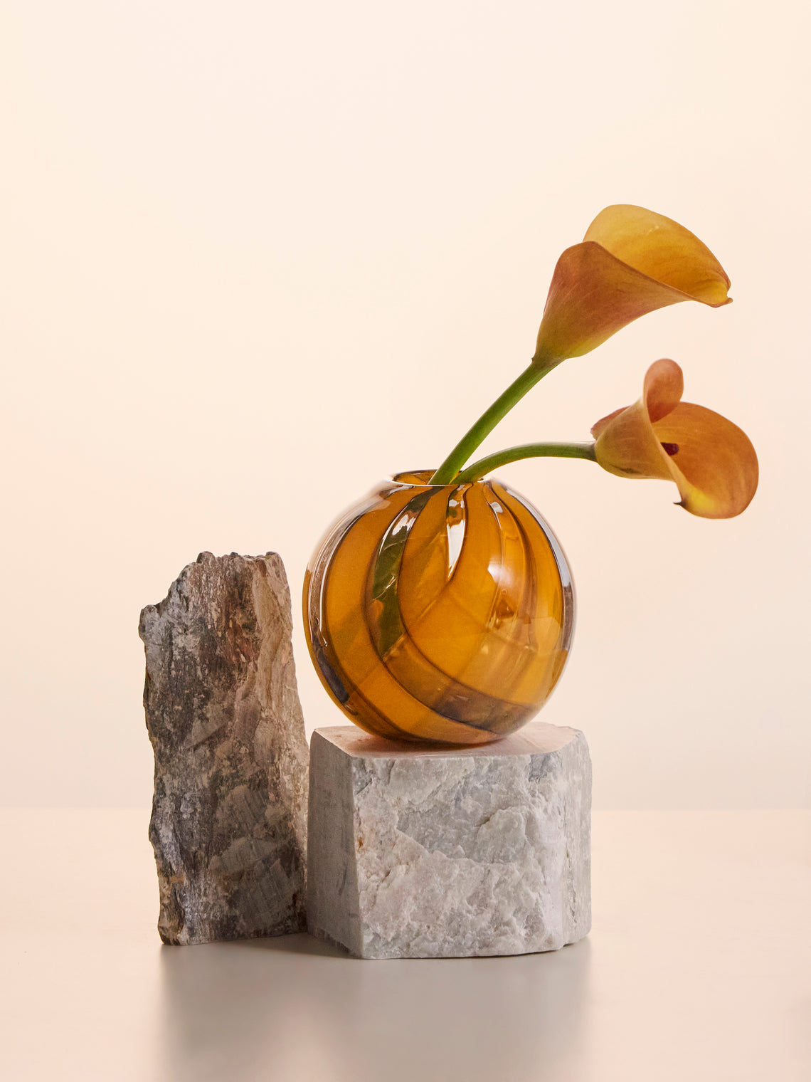 Moonarij - Babymoon Hand-Blown Glass Vase (4.5in/12cm) - Orange - ABASK