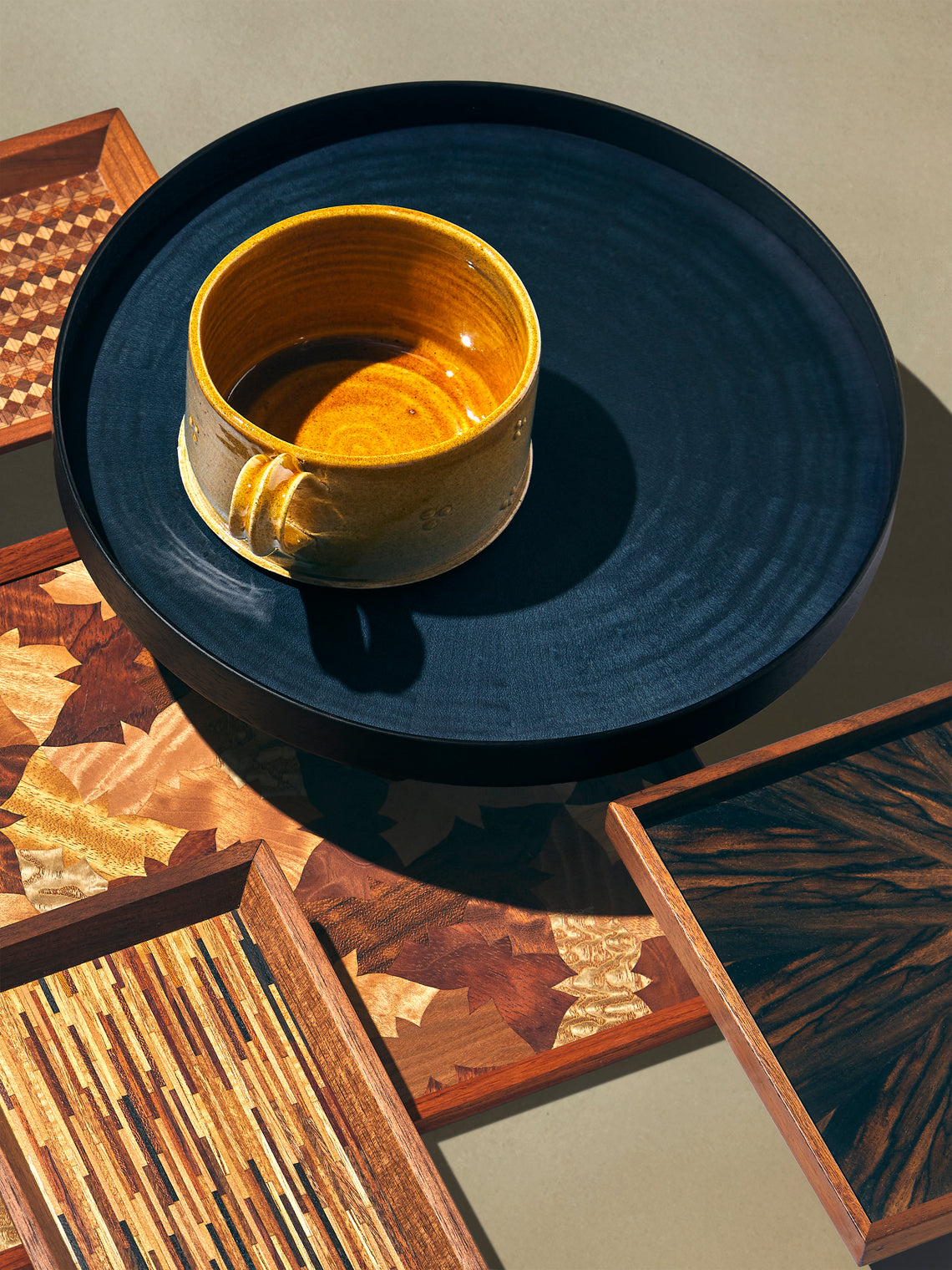 Mori Kougei - Rays Indigo-Dyed Wood Round Tray (11in/28cm) - Blue - ABASK