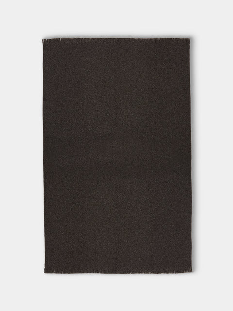 Johnstons of Elgin - Cashmere and Silk Brushed Bouclé Blanket (75in/1.9m) - Gray - ABASK - 