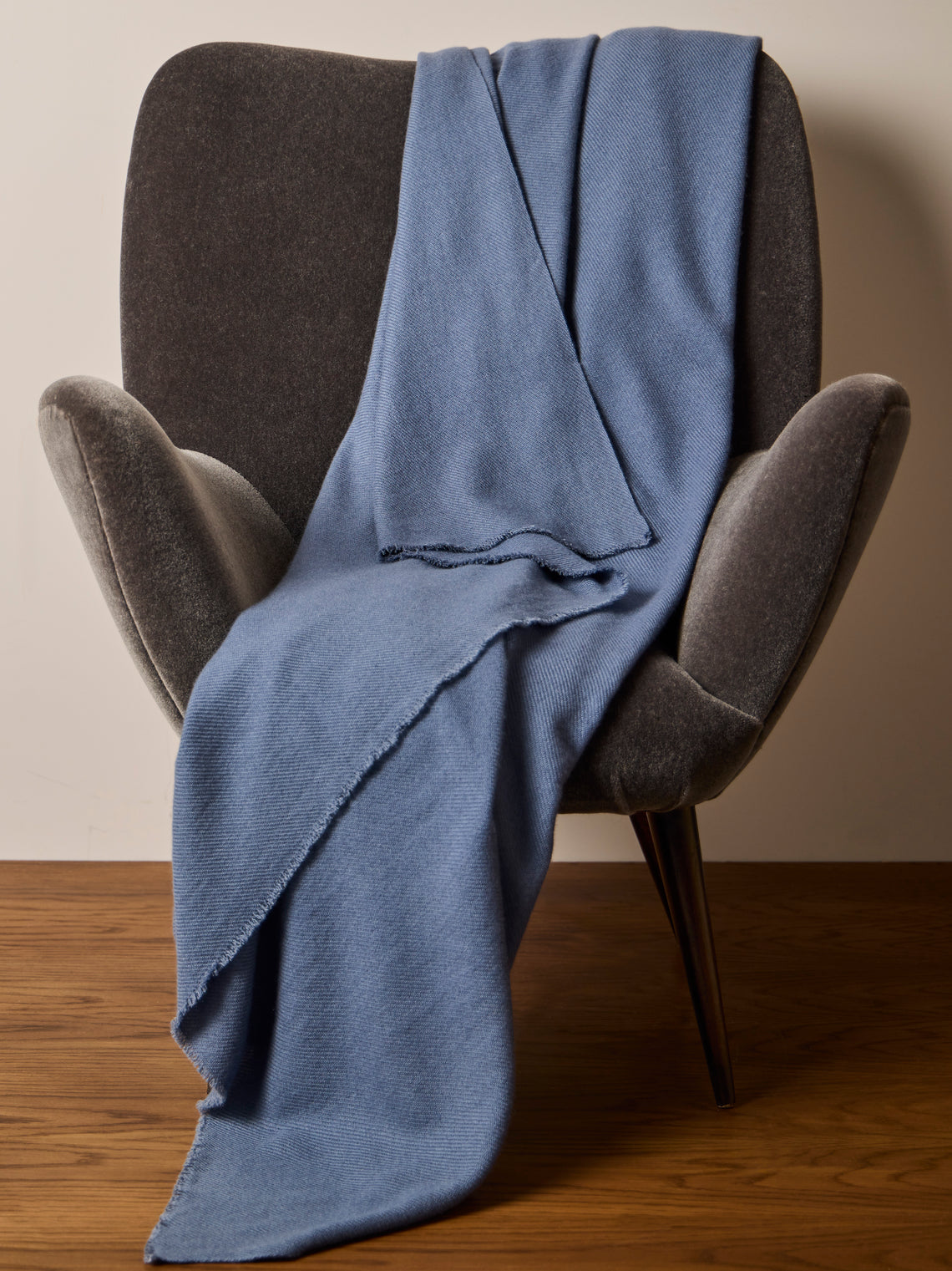 Denis Colomb - Nomad Cashmere Travel Blanket | One Size (79in/2m) - Gray - ABASK