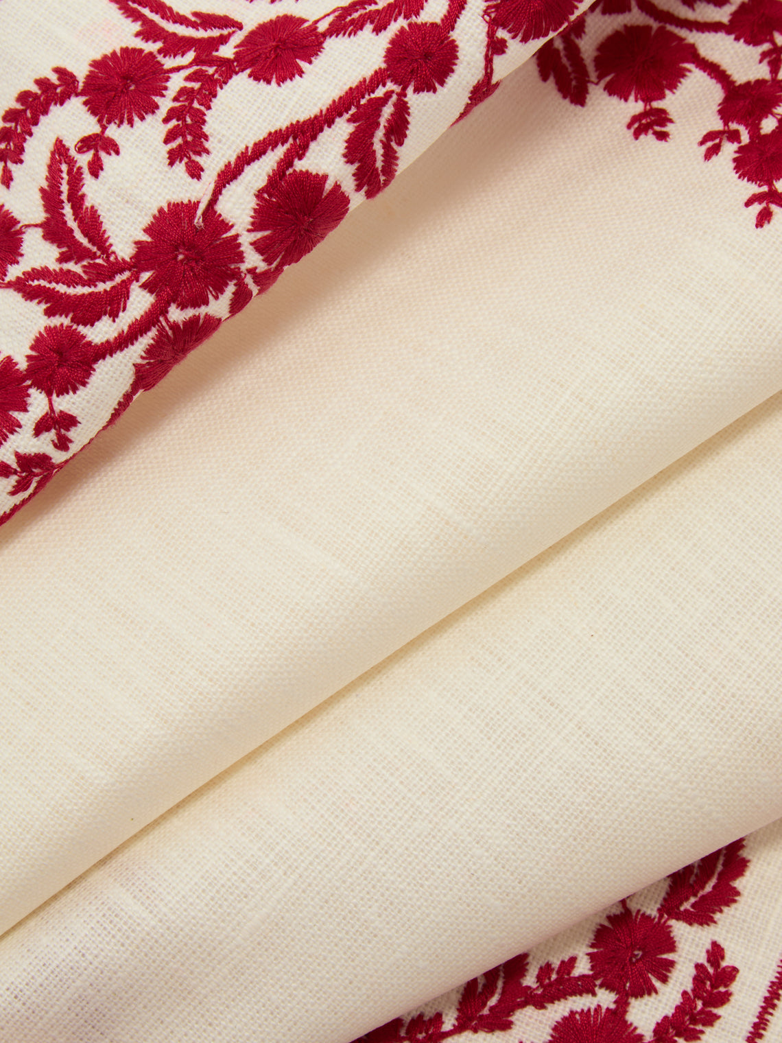 Borgo delle Tovaglie - Venaria Embroidered Linen Placemats (Set of 4) - Red - ABASK