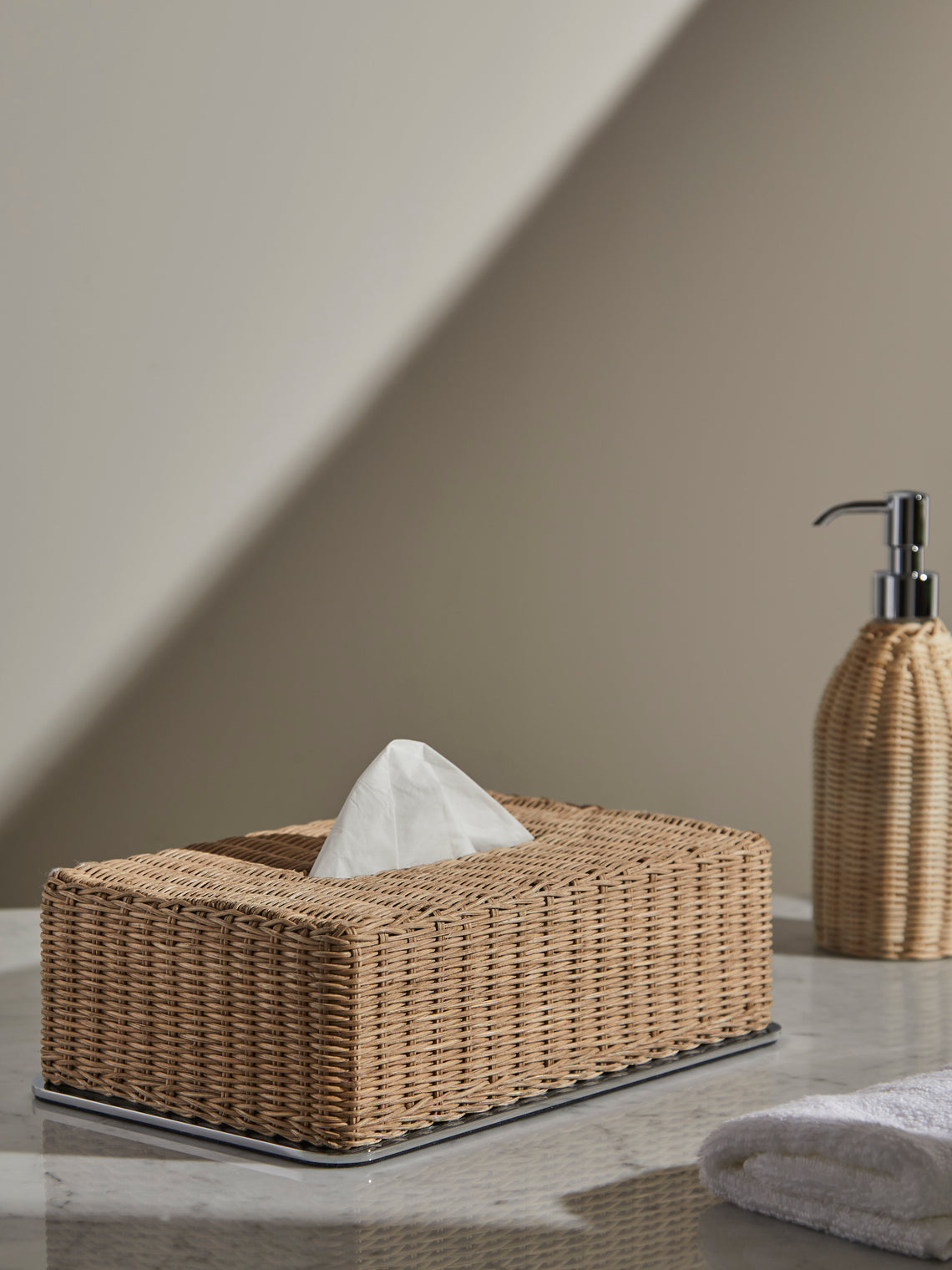 Pigment France - Amiens Rattan Tissue Box - Brown - ABASK