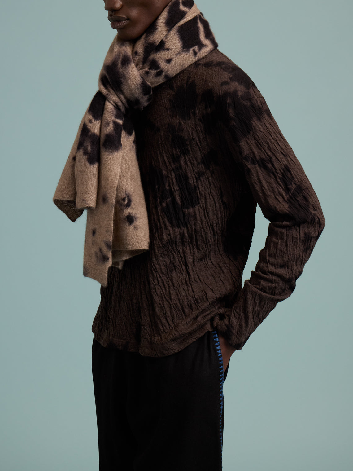 Suzusan - Shibori Cashmere Shawl - Black - ABASK