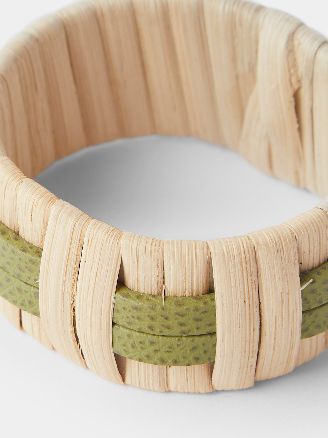 Pigment France - Anglet Leather and Rattan Napkin Rings (Set of 4) - Light Green - ABASK