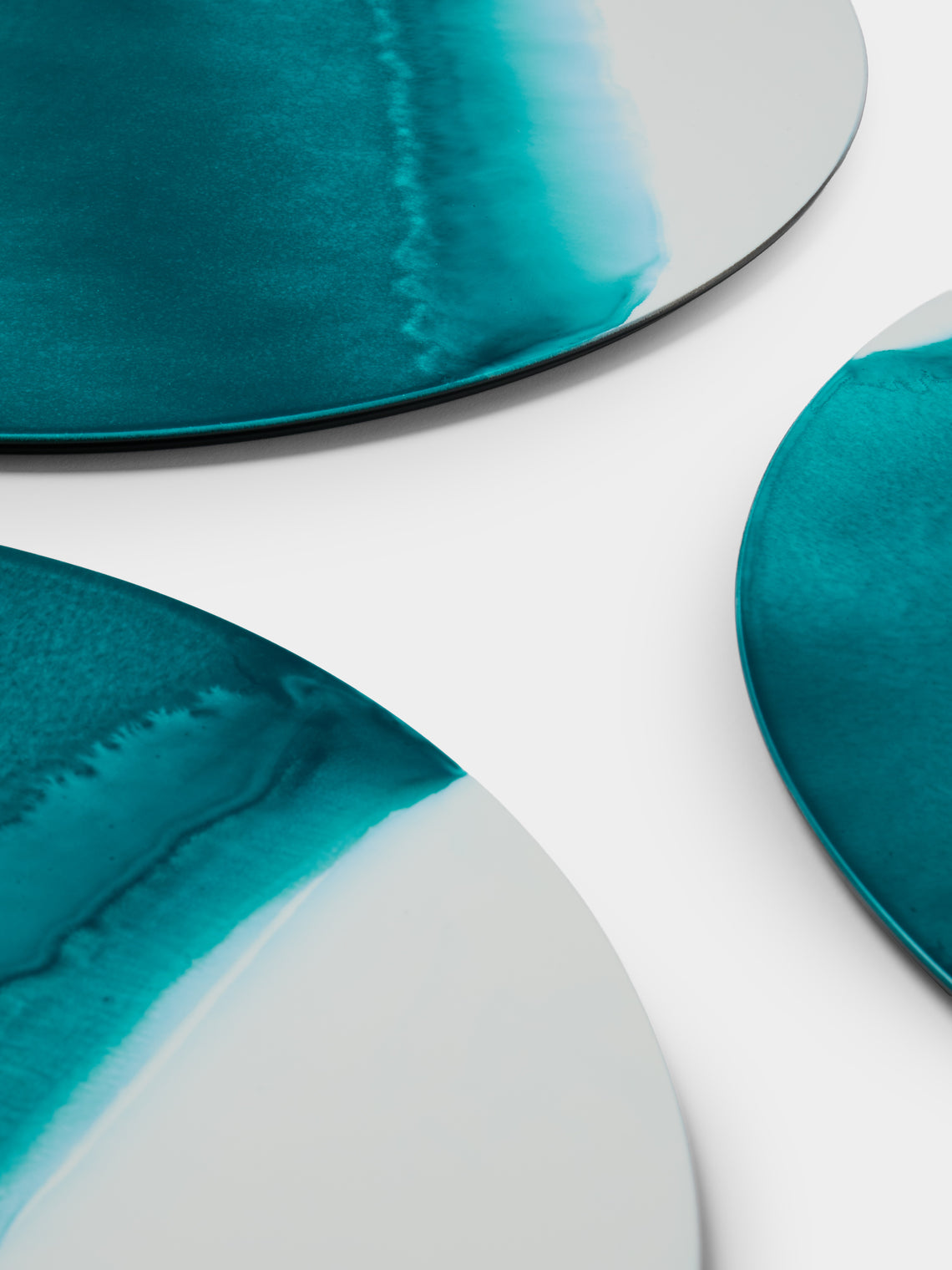MAAR Design - | Set of 4 | Oceano Hand-Painted Lacquered Placemats - Blue - ABASK