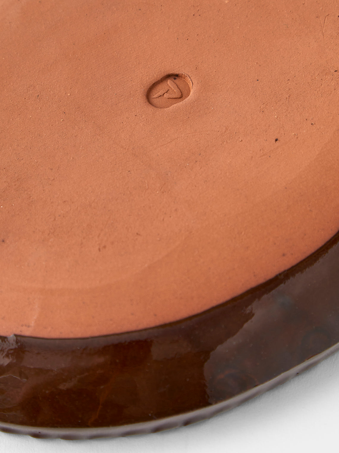 Aono Pottery - Harmony Bird Slipware Oval Dish - Brown - ABASK