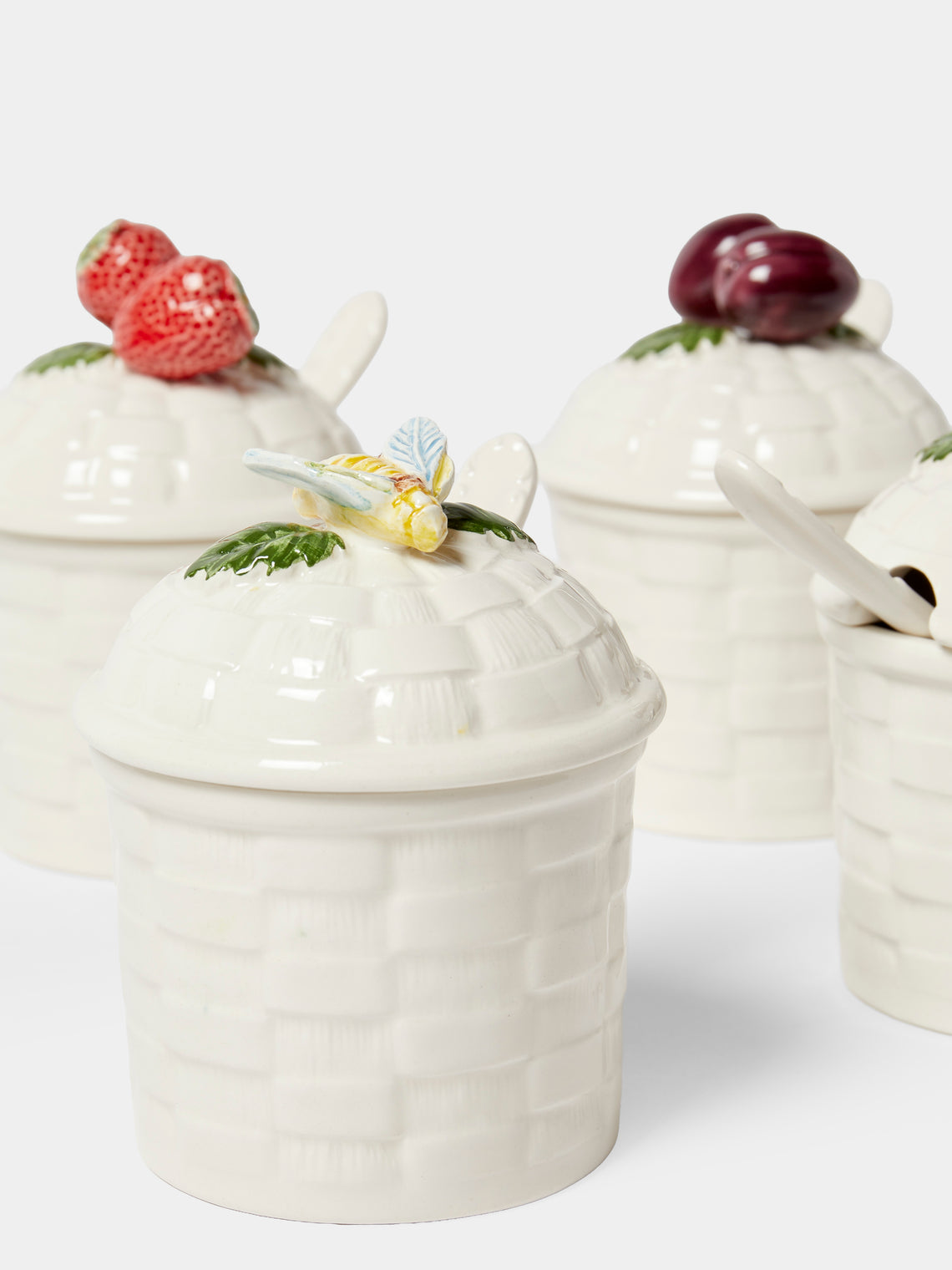 Verdolini - Hand-Painted Majolica Ceramic Jam and Honey Jars (Set of 4) - White - ABASK