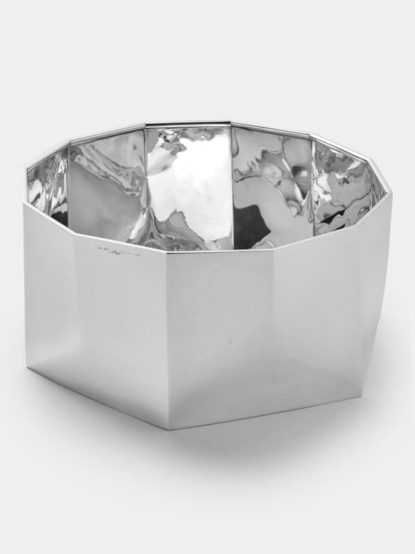 San Lorenzo - 1971 Afra and Tobia Scarpa Polygonal Sterling Silver Vase (9in/23.5cm) - Silver - ABASK - 