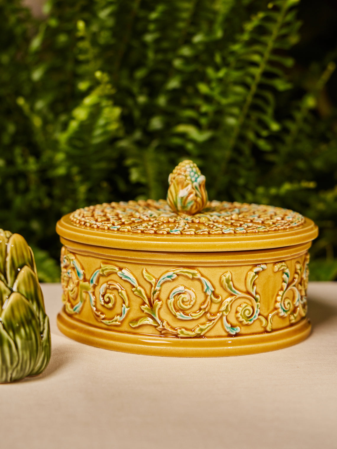 Verdolini - Foliage Hand-Painted Majolica Ceramic Bonbonnière - Yellow - ABASK