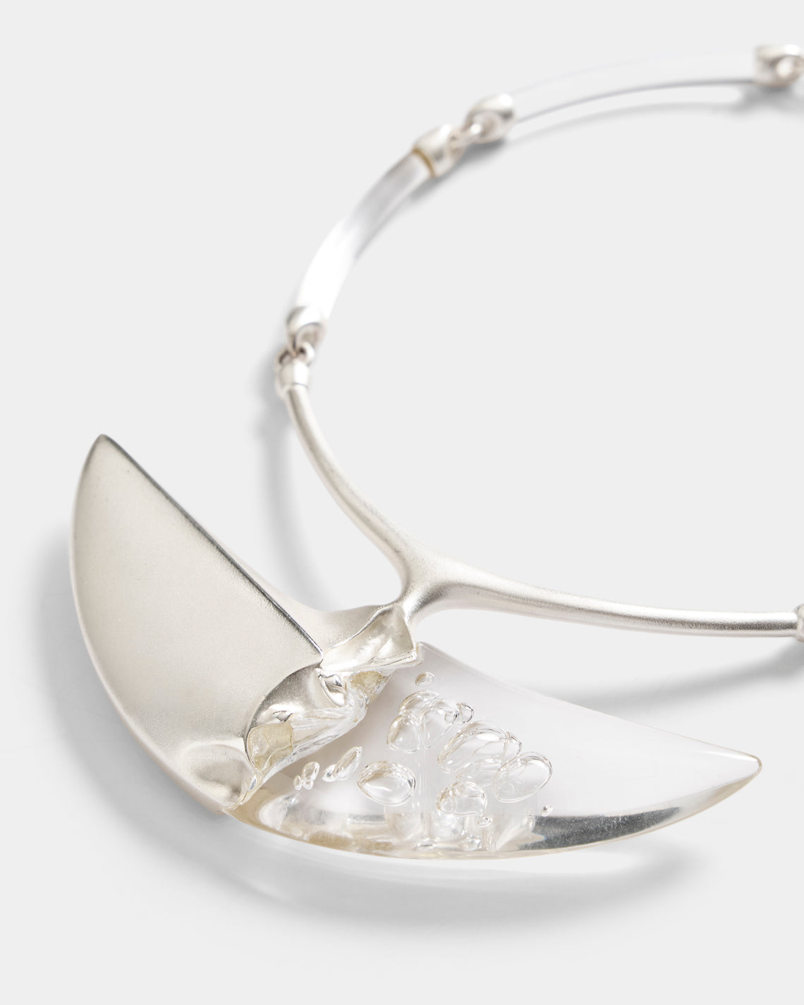 Mahnaz Collection - Women's Vintage 1960 Björn Weckström for Lapponia Finnish Silver and Resin Collar - Silver - ABASK