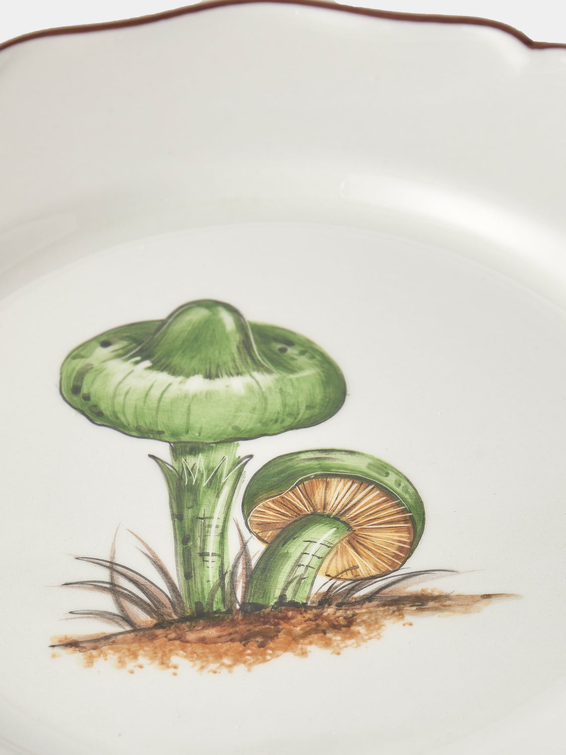 Este Ceramiche - Bristol Mushrooms Hand-Painted Ceramic Dinner Plates – 11in/27.5cm (Set of 6) - White - ABASK
