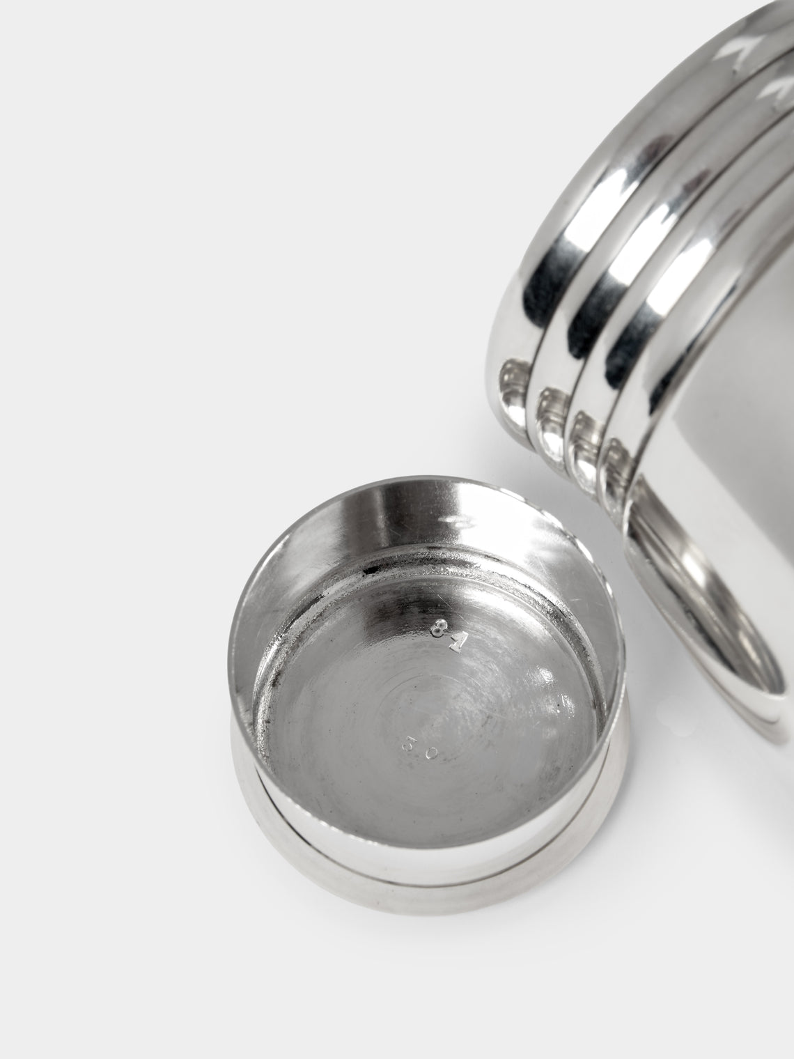 Antique and Vintage - Mid-Century Silver-Plated Cocktail Shaker - Silver - ABASK
