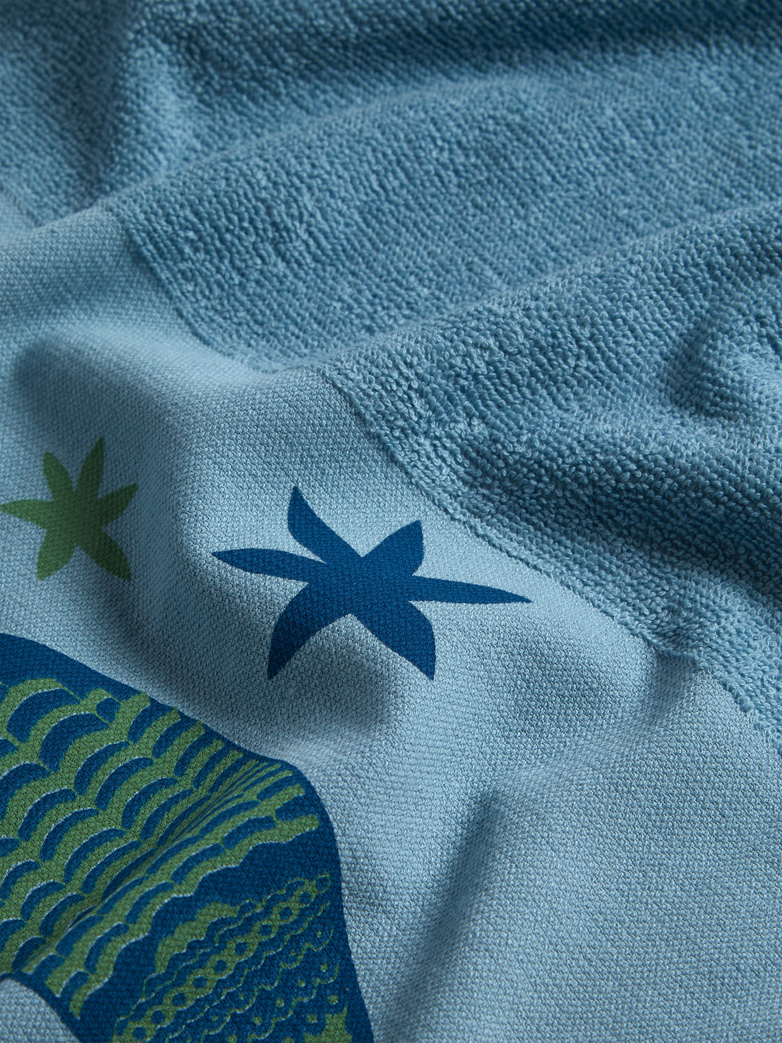 Anut Cairo - Big Fish Hand-Printed Cotton Beach Towels (Set of 2) - Blue - ABASK