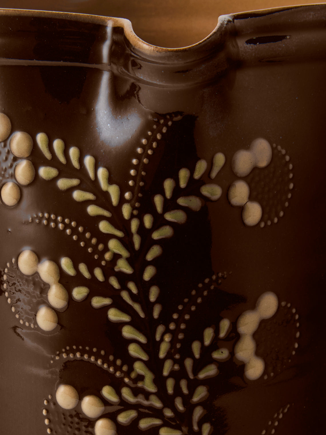 Poterie d’Évires - Flowers Hand-Painted Ceramic Straight-Edge Medium Jug - Dark Brown - ABASK