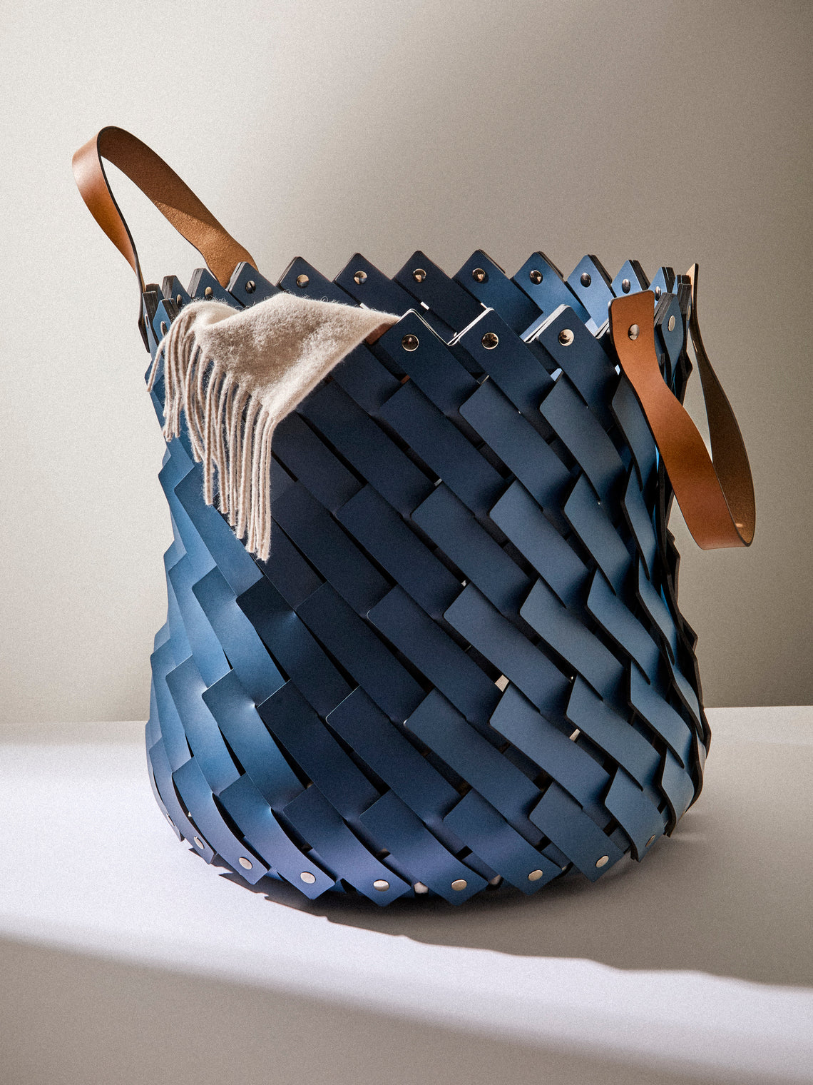 Pinetti - Almeria Handwoven Leather Basket - Navy - ABASK