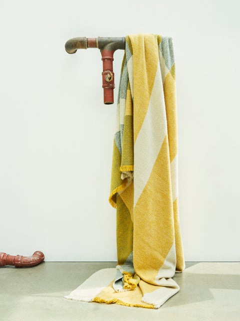 Me & K - Cashmere Tartan Bed Blanket (106in/2.7m) - Yellow - ABASK