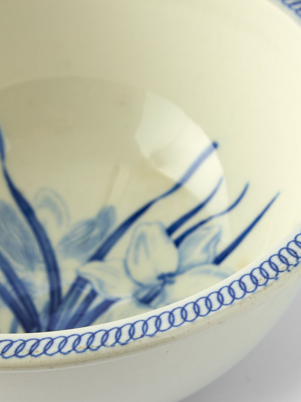 Antique and Vintage - 1805-1815 Wedgwood Ceramic Ice Pails (Set of 2) - White - ABASK