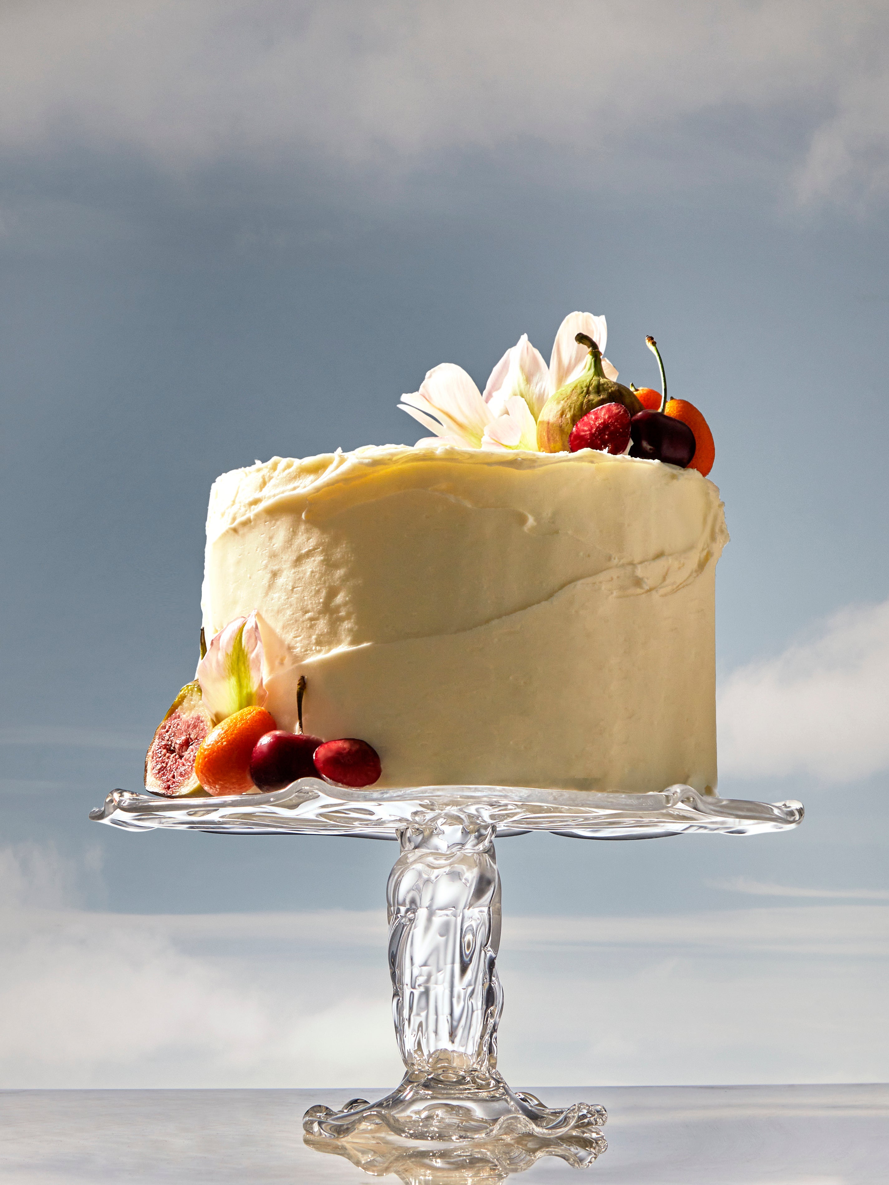 Hand-Blown Crystal Cake Stand