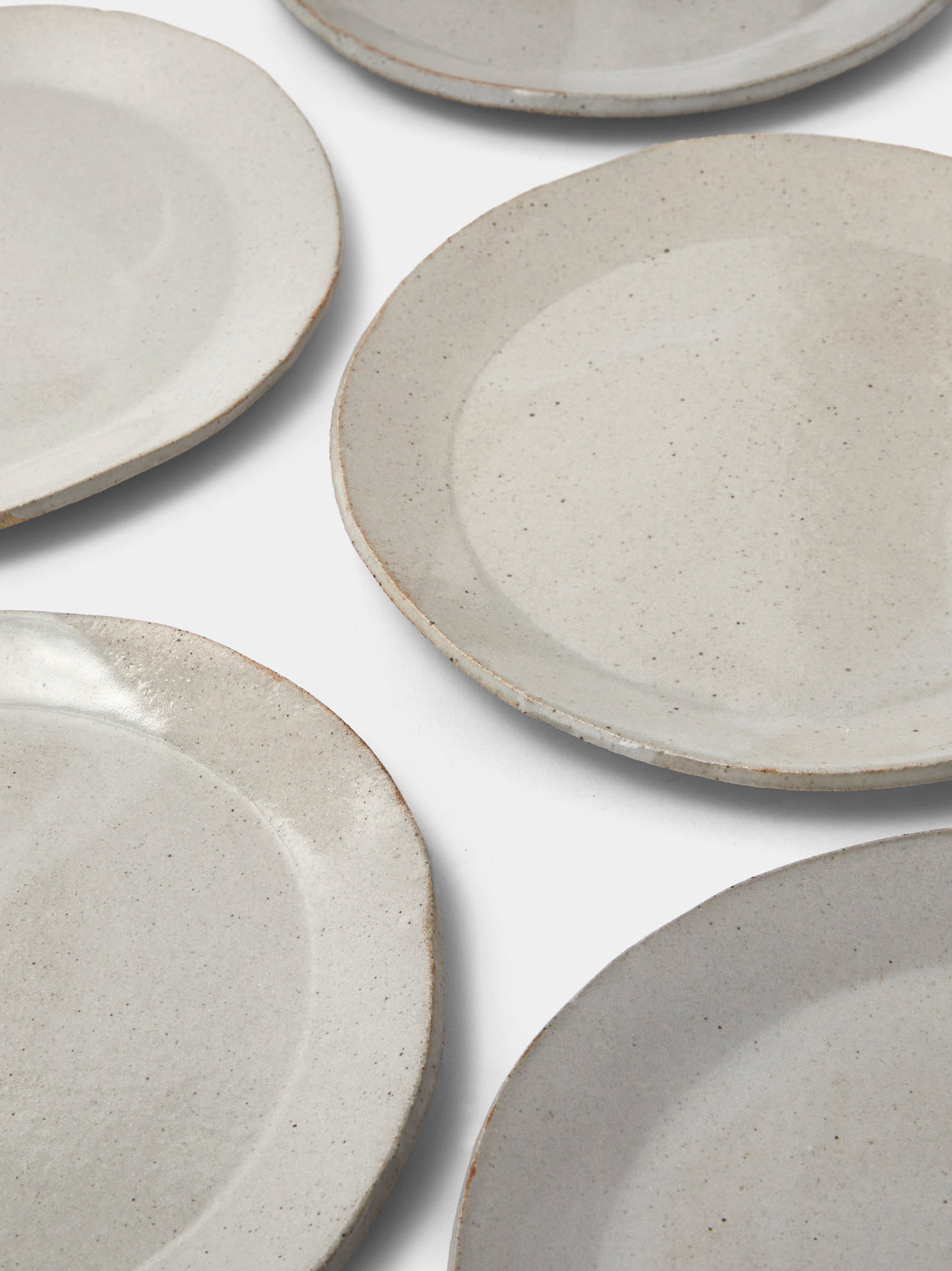 Estudio Vernís - Wood-Fired Stoneware Dinner Plates 9in/23cm (Set of 6) - White - ABASK