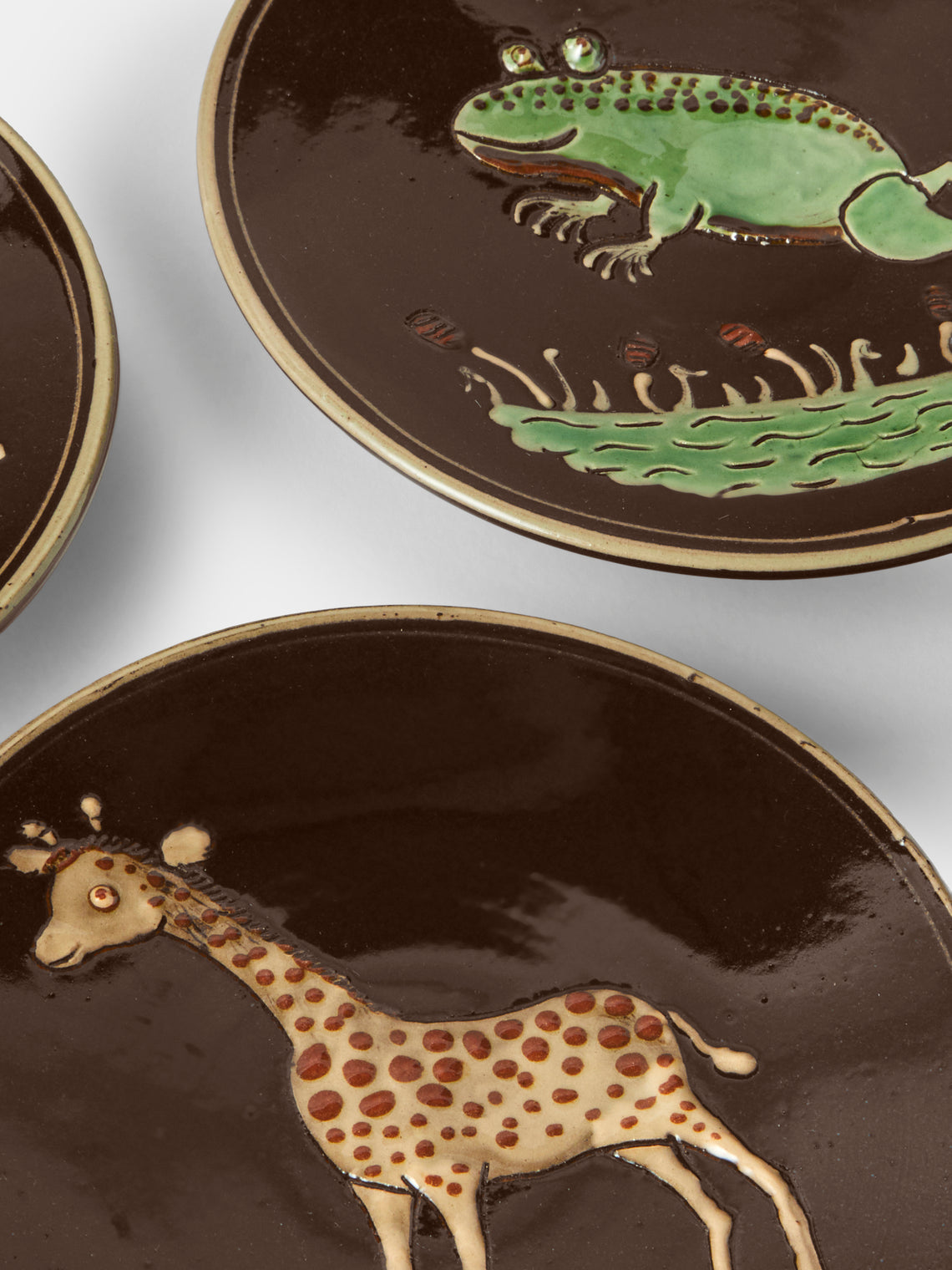 Poterie d’Évires - Animals Hand-Painted Ceramic Plates – 5.5in/14cm (Set of 4) - Dark Brown - ABASK