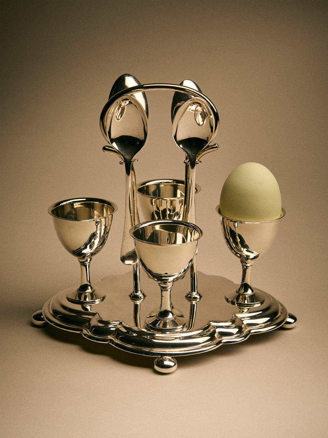 Antique and Vintage - Mid-Century Silver-Plated Egg Serving Set - Silver - ABASK