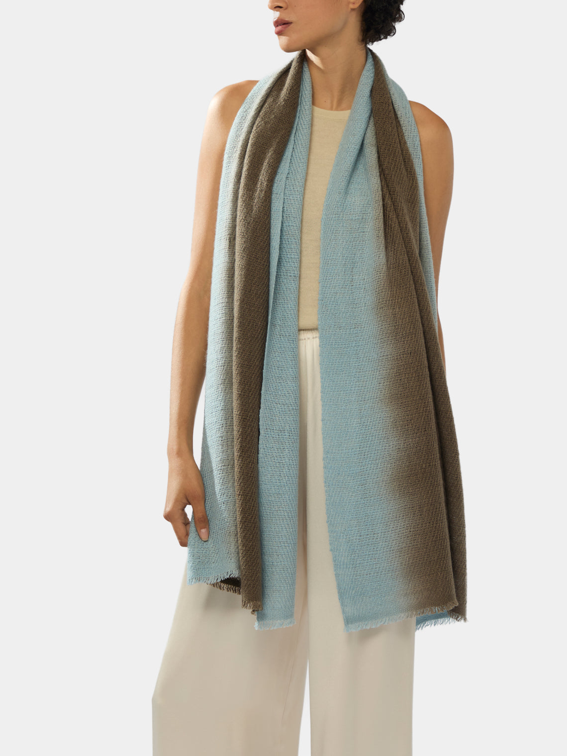 Me & K - Cashmere Ombré-Border Scarf | One Size - Gray - ABASK