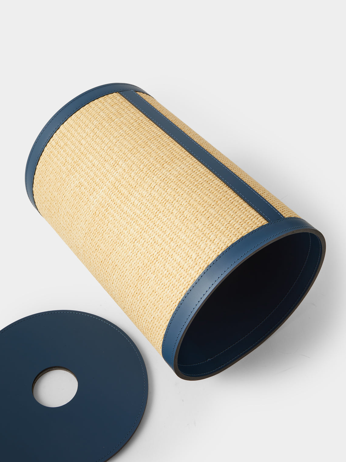 Pinetti - Aurora Leather and Straw Lidded Wastepaper Basket - Navy - ABASK