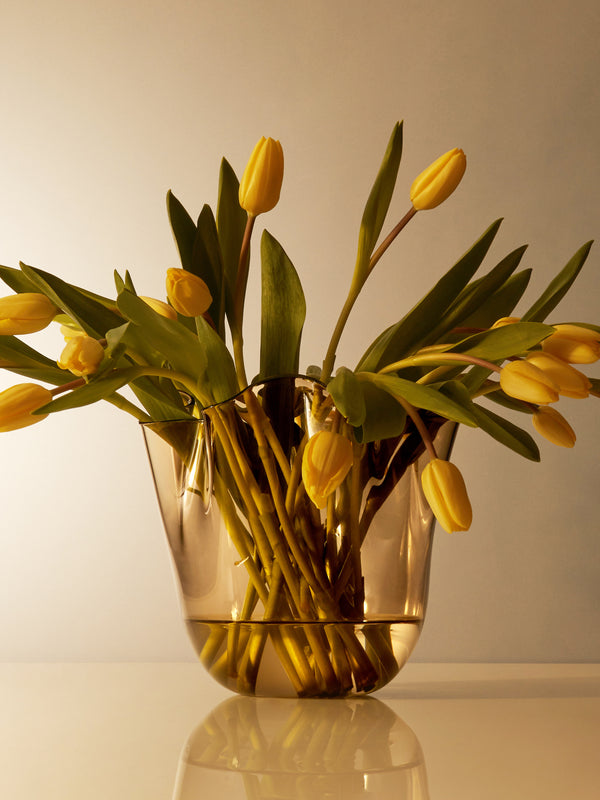 Fazzoletto Hand-Blown Murano Glass Vase (9.5in/24cm)