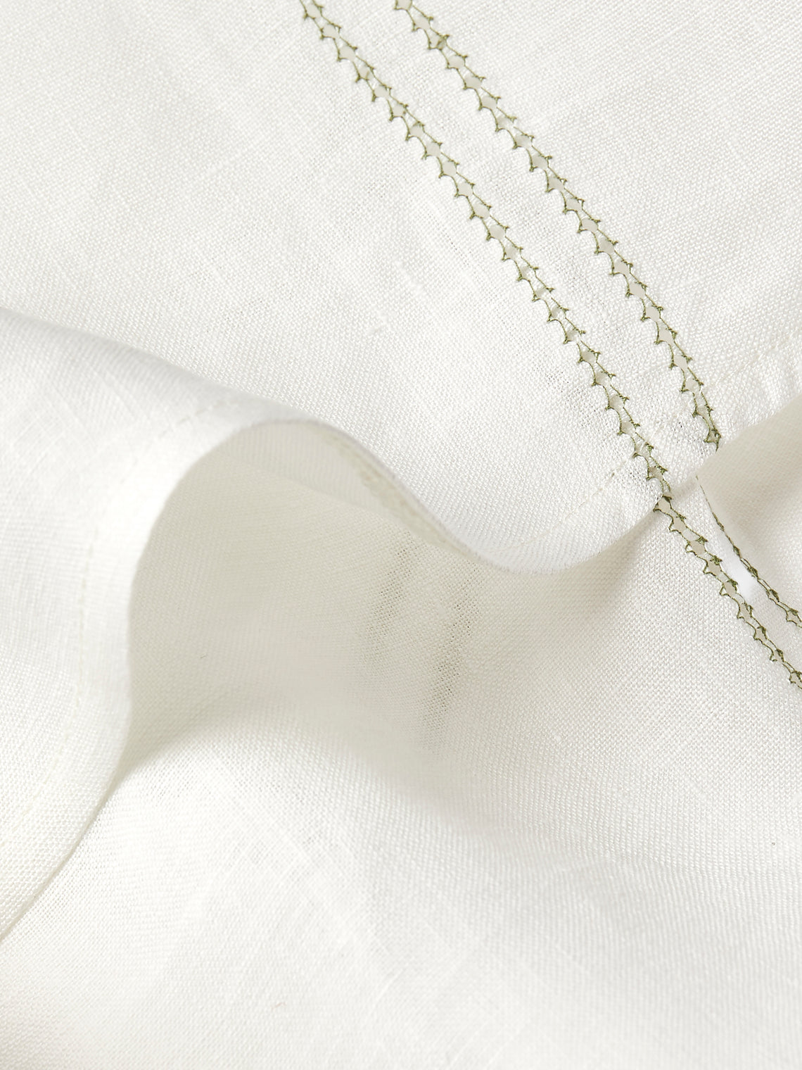 Volga Linen - Botanical Double Hem-Stitch Linen Check Round Tablecloth (110in/2.8m) - White - ABASK