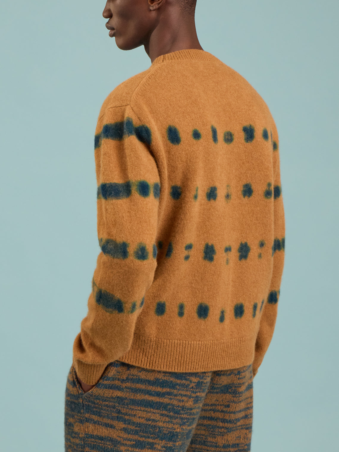 The Elder Statesman - Simple Cashmere Crew-Neck Sweater | Size: M - Beige - ABASK