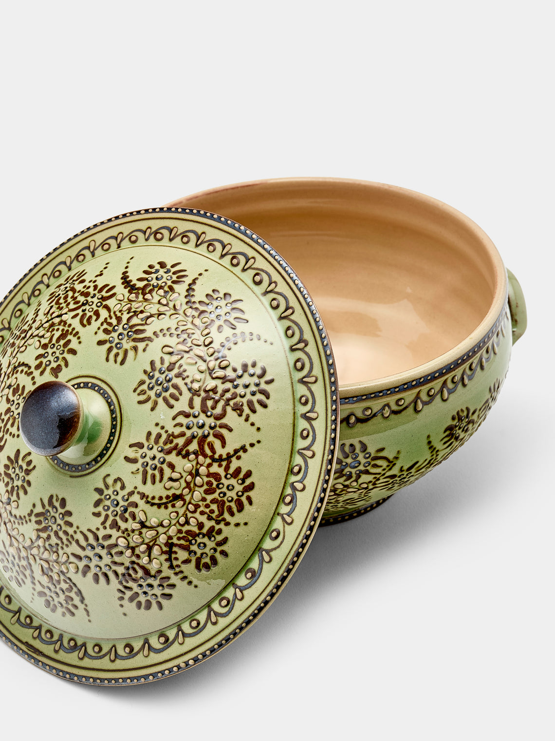 Poterie d’Évires - Flowers Hand-Painted Ceramic Small Lidded Vegetable Dish - Green - ABASK