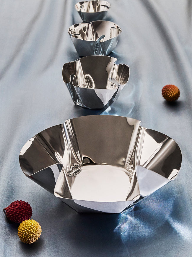 San Lorenzo - 1993 Afra and Tobia Scarpa Cartoccio Pure Silver Bowl (6in/15cm) - Silver - ABASK