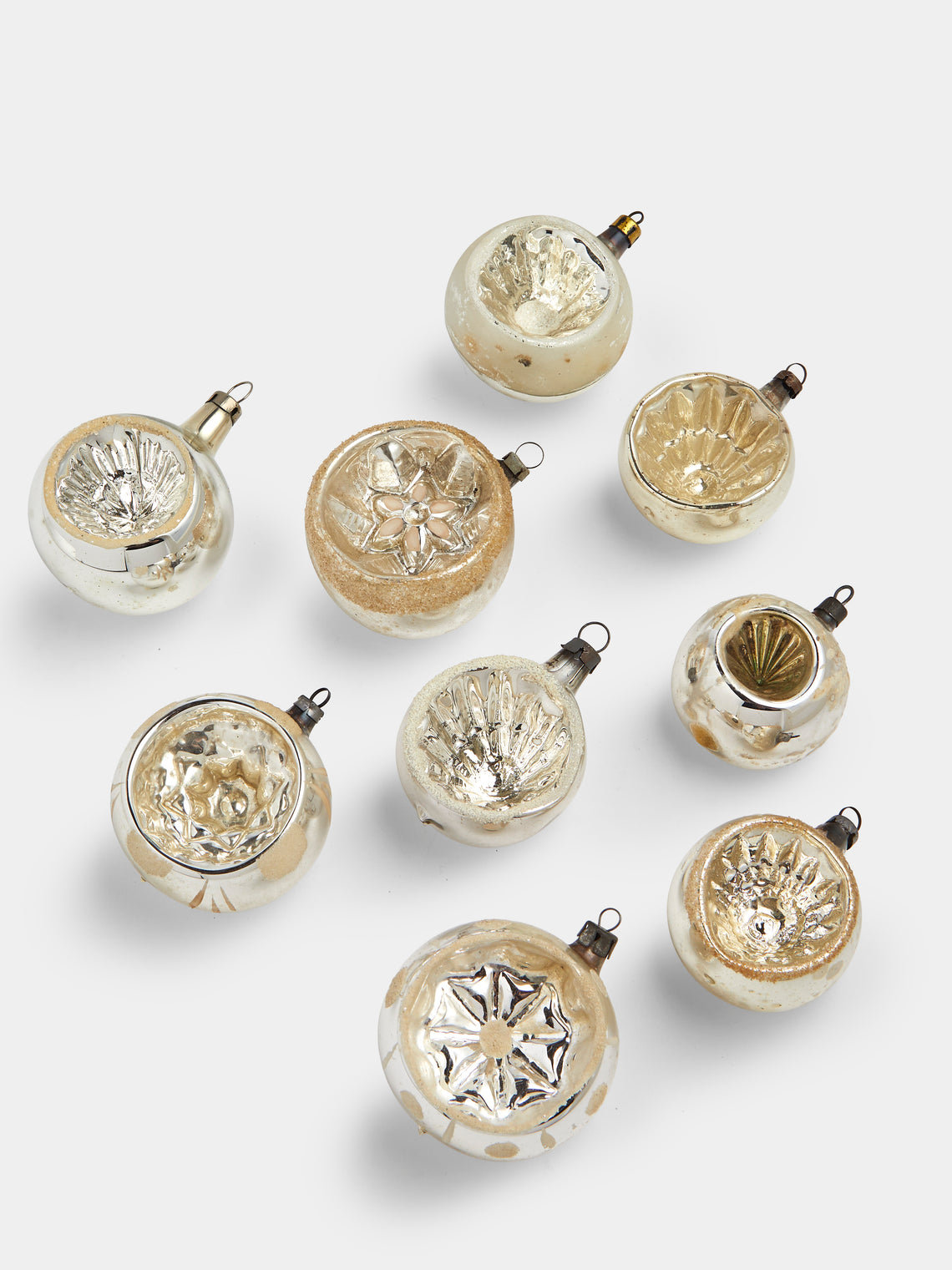 Antique and Vintage - Early-20th-Century Reflective Glass Baubles (Set of 9) - Silver - ABASK